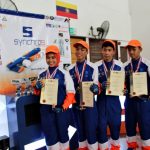 SYNCHRO9 Pemenang F1 IN SCHOOL WORLD FINALS